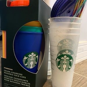 STARBUCKS COLOR CHANGING CUPS W/ 4 CONFETTI CUPS